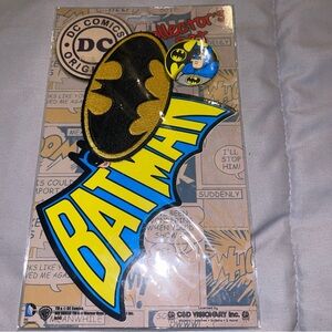 DC comics Batman Sticker Patch And Pin Collectors Set